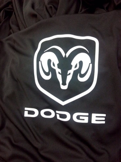 Capa Dodge Magnum na internet