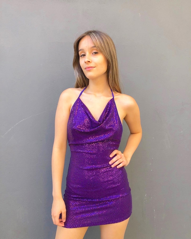 Violeta y su vestido hot sale