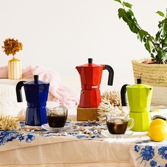 CAFETERA COLOR FRESA 6 TAZAS - MONIX - comprar online