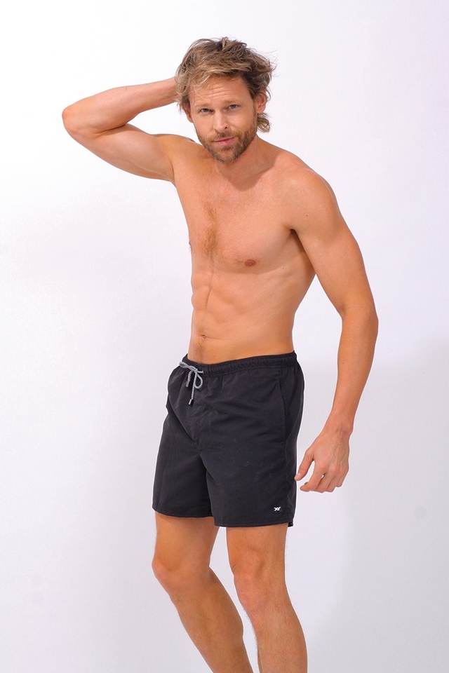 Malla Short De Baño Corto Xy Liso Con Bolsillos Hombre Art.702