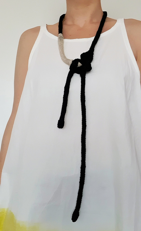 Collar Liana Negro - comprar online
