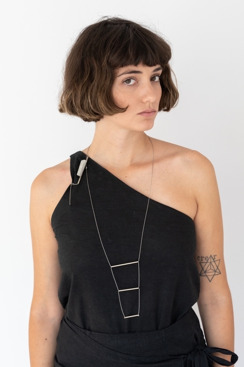 Collar escalera