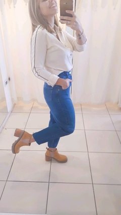 Slouchy jeans