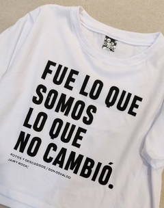 Remera #ROTOS Y DESCOSIDOS