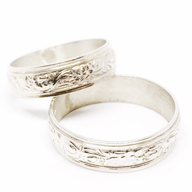 Alianza de plata grabada new arrivals