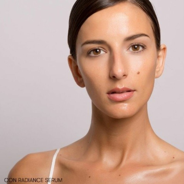 Miho - Radiance Serum - Serum facial revitalizante - Las Marías - Maquillajes