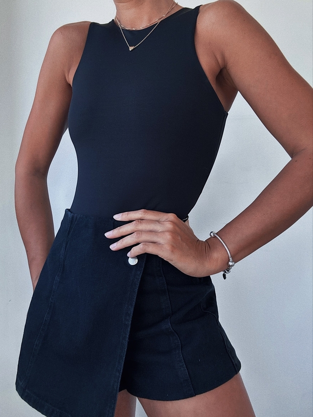 BODY CLASICO CUELLO REDONDO LYCRA NEGRO