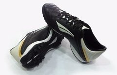 Botines Penalty Brasil 70 R1 Scty Adulto 242042 - 9110 - comprar online