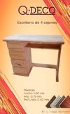 escritorio de madera de pino