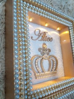 Porta Maternidade Iluminado Luxo - Coroa Flor de Lis - comprar online