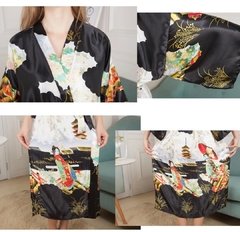 Kimono De Poliéster Longo Preto Estampa Gueixa * - Kimonos Liberdade