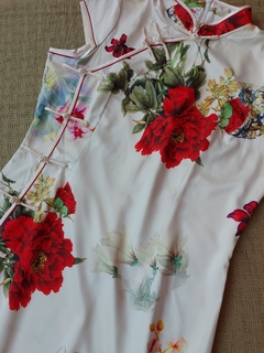 Vestido Oriental Longo Off White Flor Da Fortuna - Kimonos Liberdade