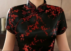 Imagem do Vestido Longo Com Estampa De Flor De Cerejeira - Preto