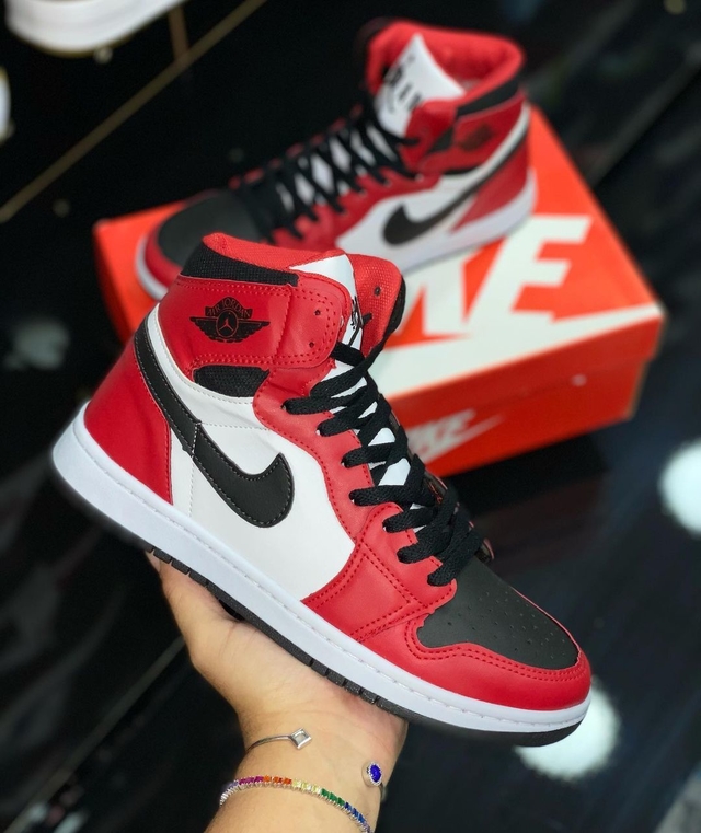 Tênis Nike Air Jordan 1 Vermelho - Comprar em Fwstoree