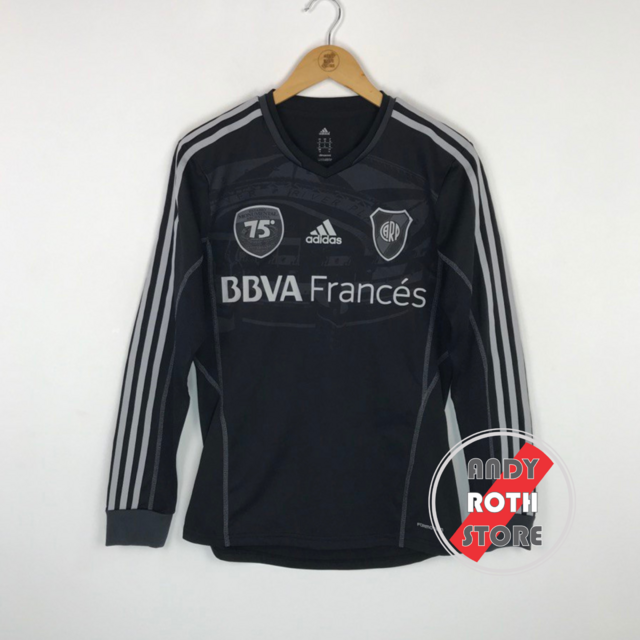 camiseta formotion 75 aniversario monumental