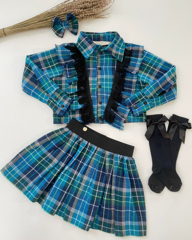 Conjunto 3 Peças, Casaco Pelo, Blusa e Shorts Saia Xadrez - Cor