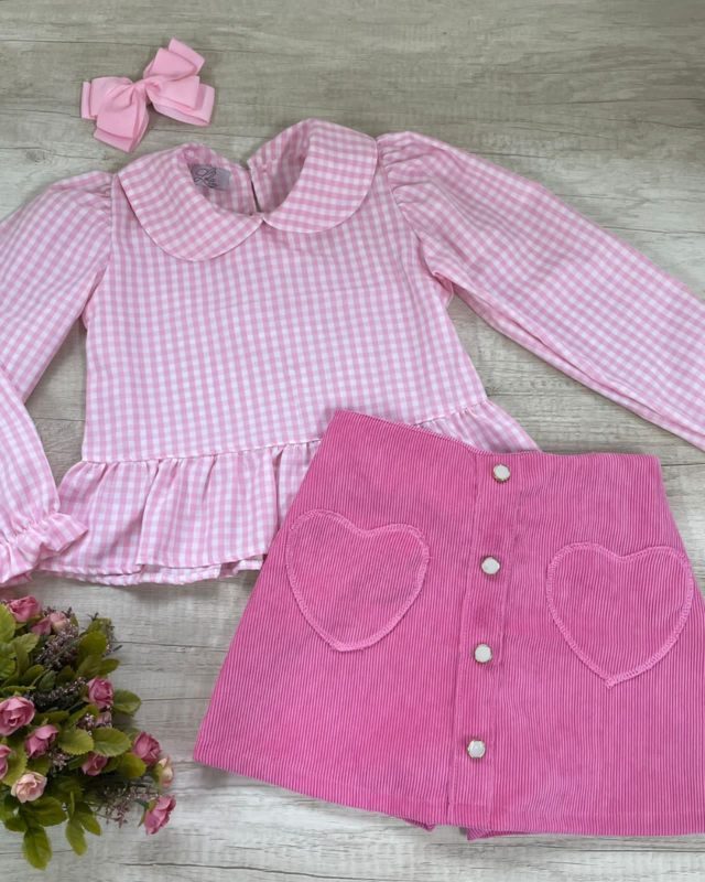 Conjunto de short saia e blusa xadrez rosa