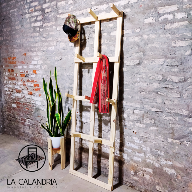 Perchero Escandinavo Comprar en La Calandria Muebles
