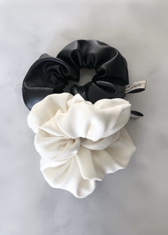 Scrunchie Leather en internet