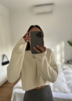 Sweater Fluffy Crop - comprar online