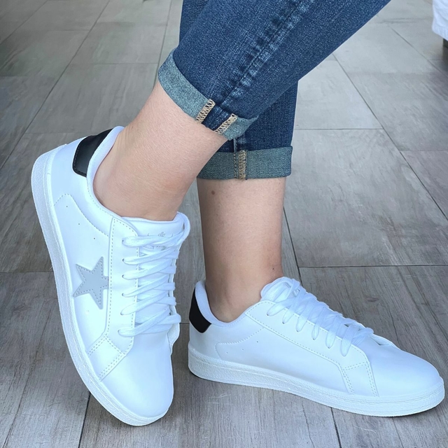 Zapatillas blancas por mayor discount