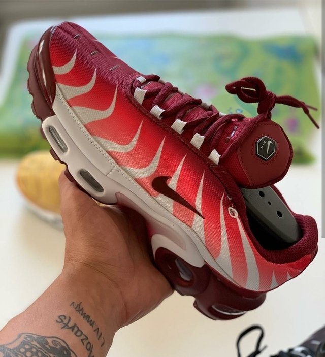 Air max hotsell plus vinho