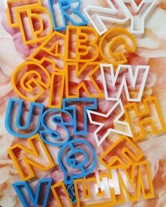 Set Cortante abecedario de 5cm de alto - comprar online