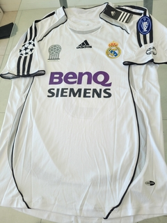 Camiseta Adidas Real Madrid retro titular #9 Ronaldo 2006 en internet