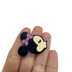 Aplique Minnie Beijinho Acrílico Pequena Laço Rosa Glitter - 2 unidades - comprar online