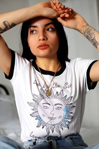 Camiseta Feminina Ringer Sol e Lua