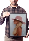 Pôster Na Moldura Lady Gaga Foto Quadro Rainha do Pop