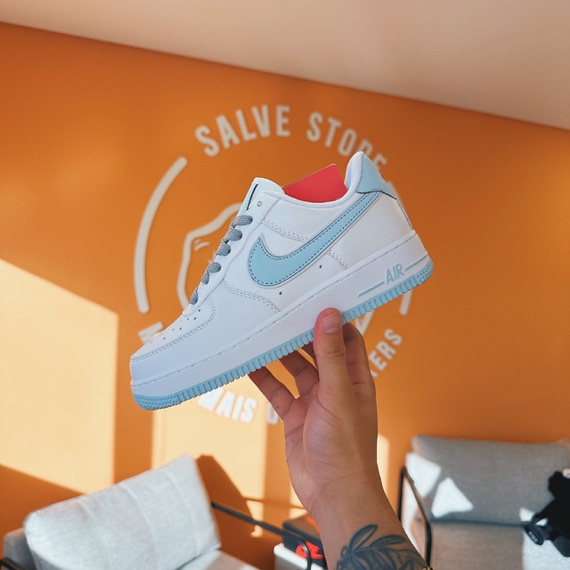 NIKE AIR FORCE 1 GLACE BLUE