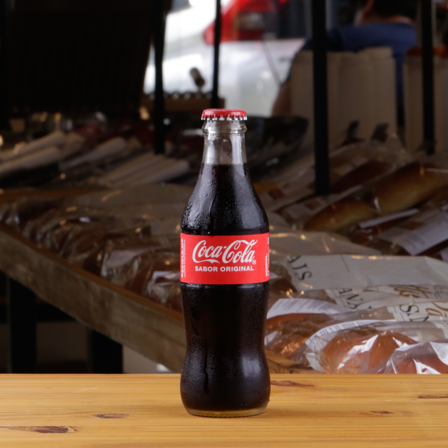 Coca-Cola Original 200ml - Comprar em The Burger Store