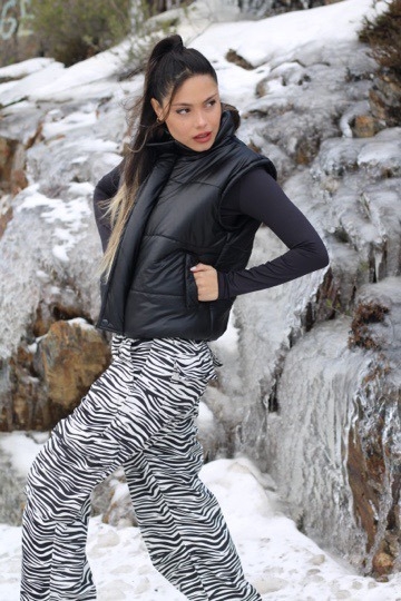CHALECO PUFFER ENGOMADO Comprar en FLOR GAGLIANI