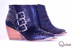 Bota Texana Cuero Tachas Y Hebillas Quica Paloma