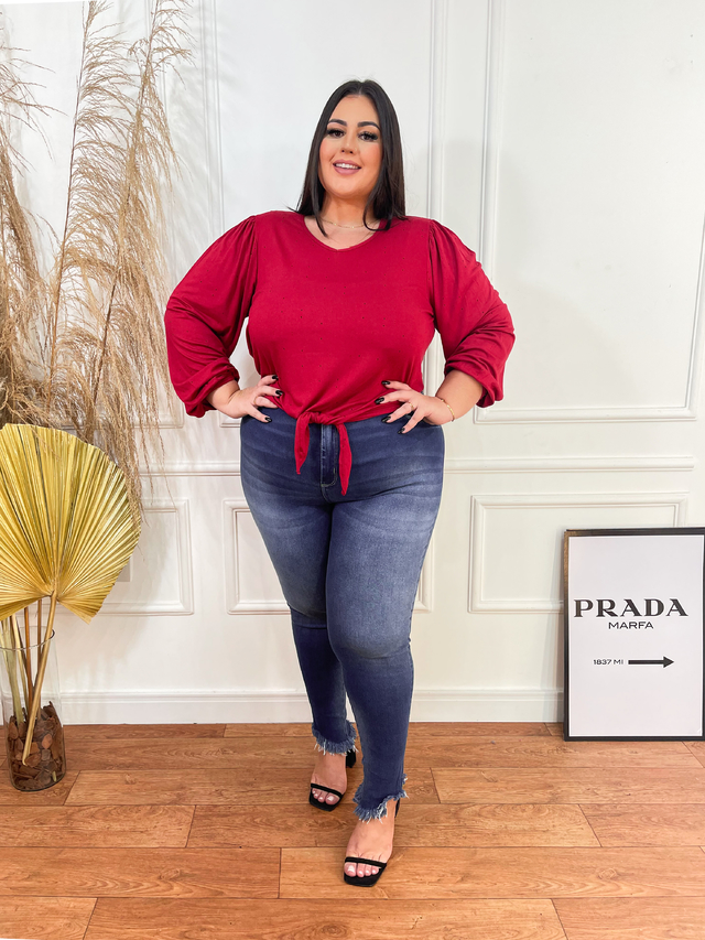 Blusa Plus Size com Manga Longa Com Amarração vermelha