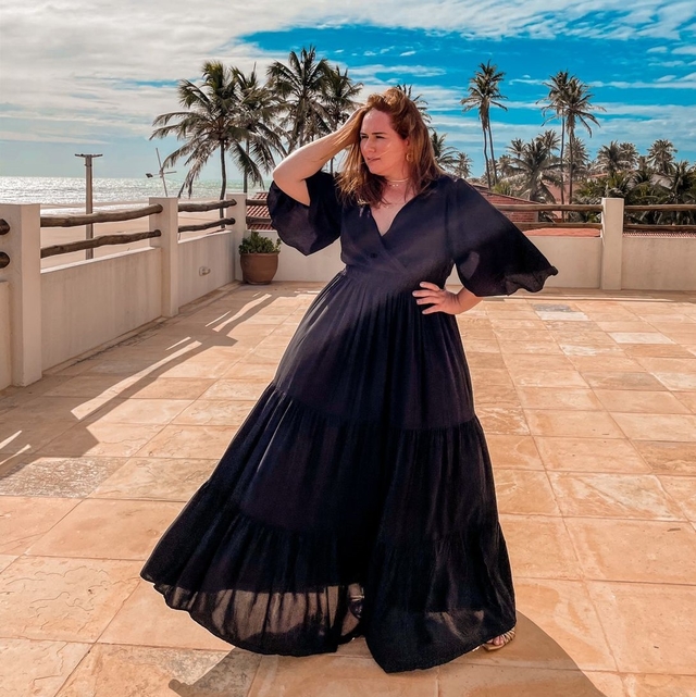 Vestido Longo Plus Size Preto Dália