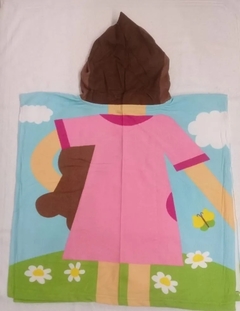 Imagen de Poncho Infantil Estampado Con Capucha Love And Home