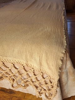 Imagen de PIE DE CAMA / MANTA tejido en telar con hilo de puro algodón teñido con tintes naturales