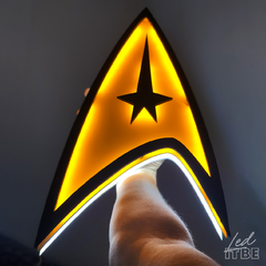 Insignia Star Trek viaje a las estrellas