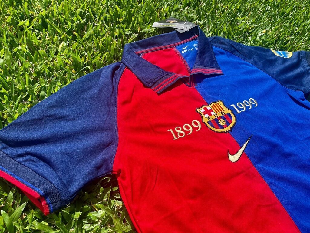 Camiseta RETRO Barcelona Titular Rivaldo 1999 00