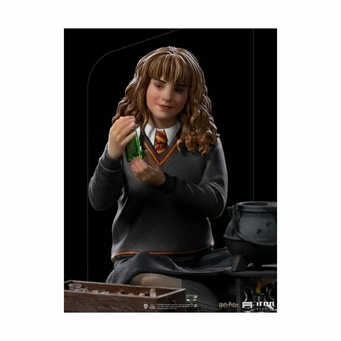 Hermione Granger Polyjuice (VERSÃO REGULAR) - 1/10 Art Scale - Harry Potter and the Chamber of Secrets - Iron Studios