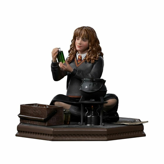 Hermione Granger Polyjuice (VERSÃO REGULAR) - 1/10 Art Scale - Harry Potter and the Chamber of Secrets - Iron Studios