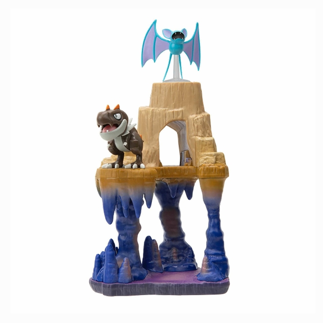 Pokemon Playset 15cm Caverna Com Tyrunt e Zubat 3283 Jazwares Sunny