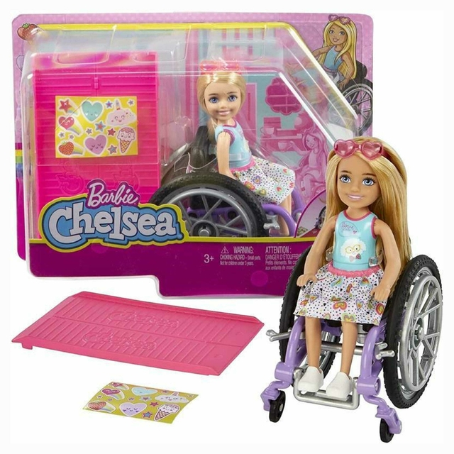 Barbie Chelsea Loira Com Cadeira de Rodas - HGP29 - Mattel