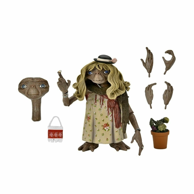 Ultimate Dress Up E.T. - 7" Scale Action Figure - E.T. The Extra-Terrestrial- NECA