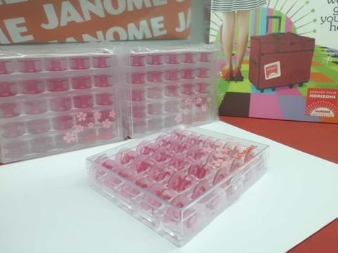 Caja De 25 Carreteles Plasticos Originales Janome Alta Gama