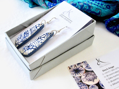 Aros colgantes Zentangle azul y blanco - tienda online