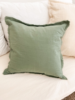 ALMOHADON VERDE SECO 50x50