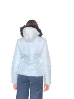 Campera Puffer con capucha desmontable Blanca - tienda online
